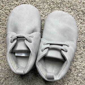 Carter's 3-6 month baby shoes, grey